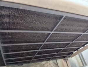 目詰まりしかけた放熱板